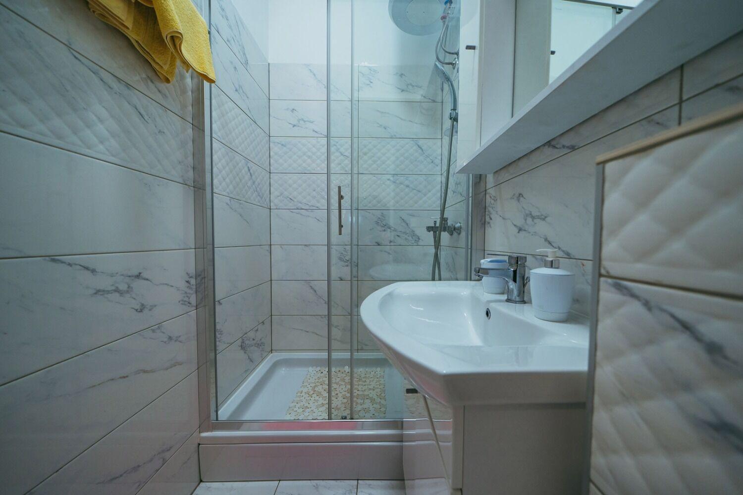 Apartments Lovre - Close To The Sea Brela Extérieur photo