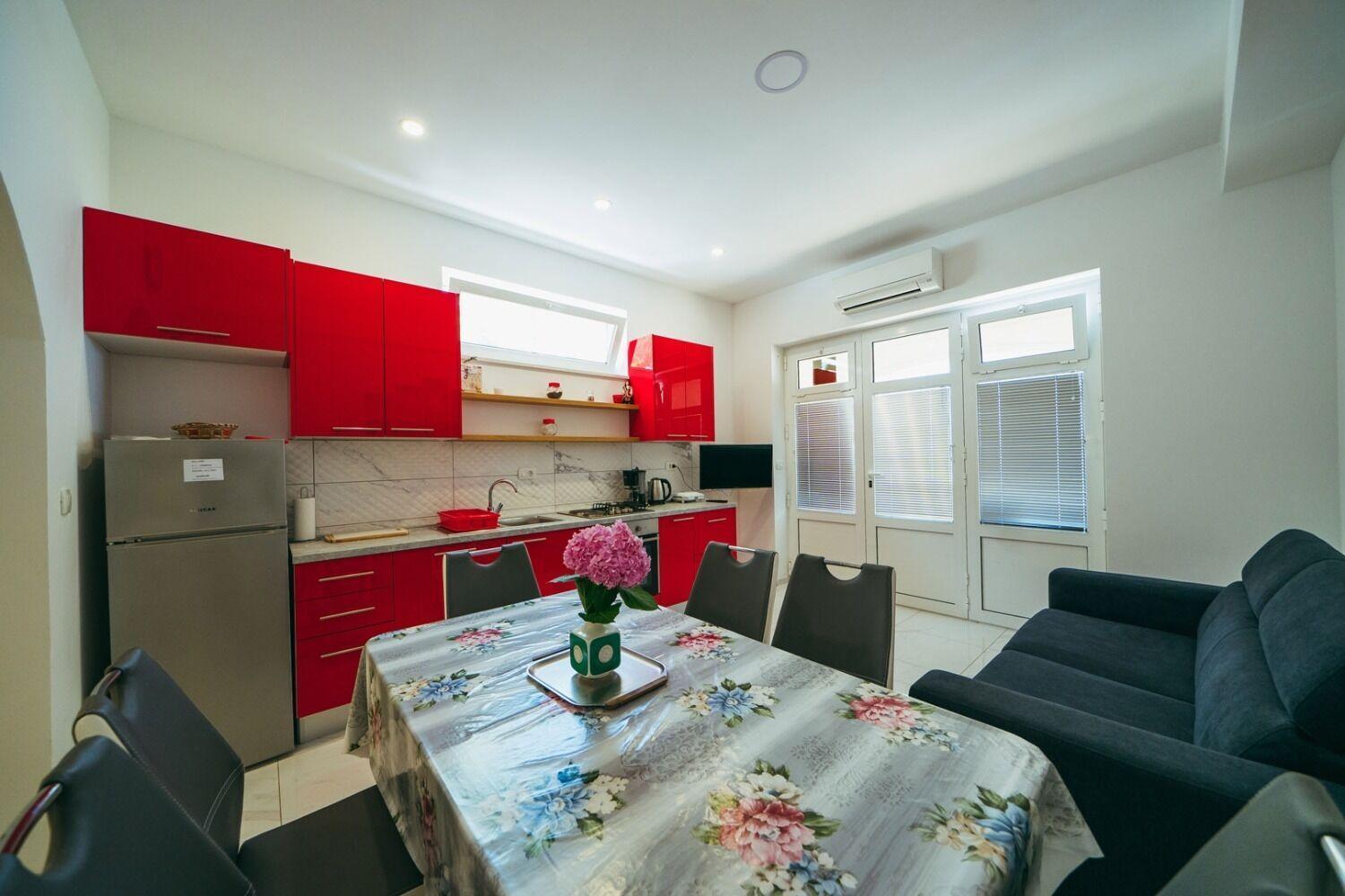 Apartments Lovre - Close To The Sea Brela Extérieur photo