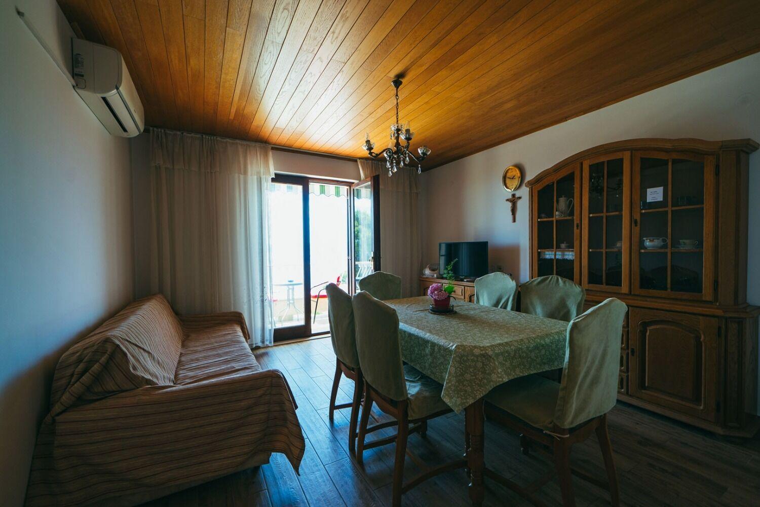 Apartments Lovre - Close To The Sea Brela Extérieur photo