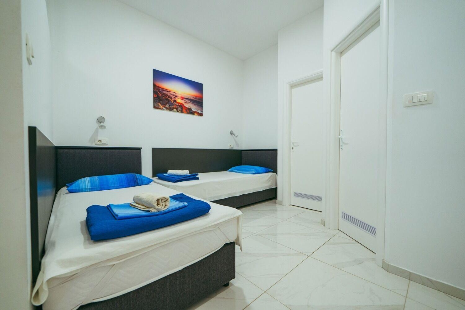 Apartments Lovre - Close To The Sea Brela Extérieur photo