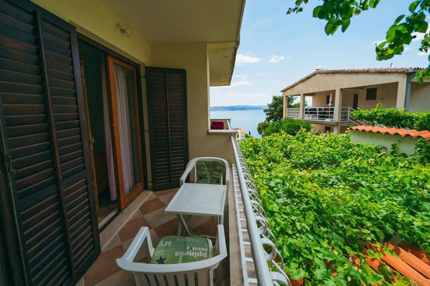 Apartments Lovre - Close To The Sea Brela Extérieur photo