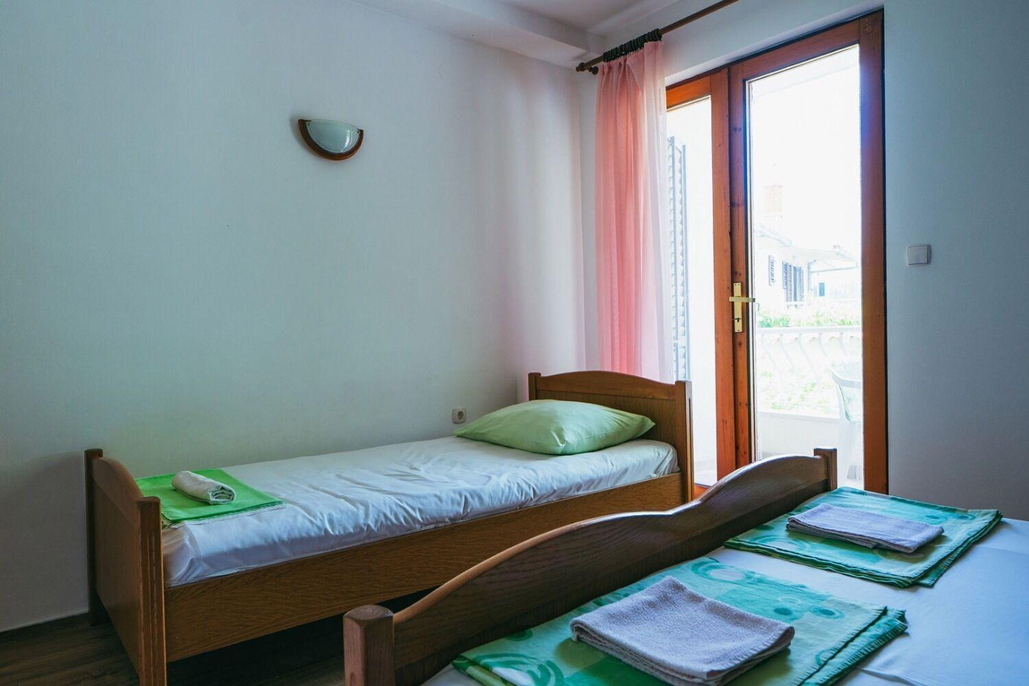 Apartments Lovre - Close To The Sea Brela Extérieur photo